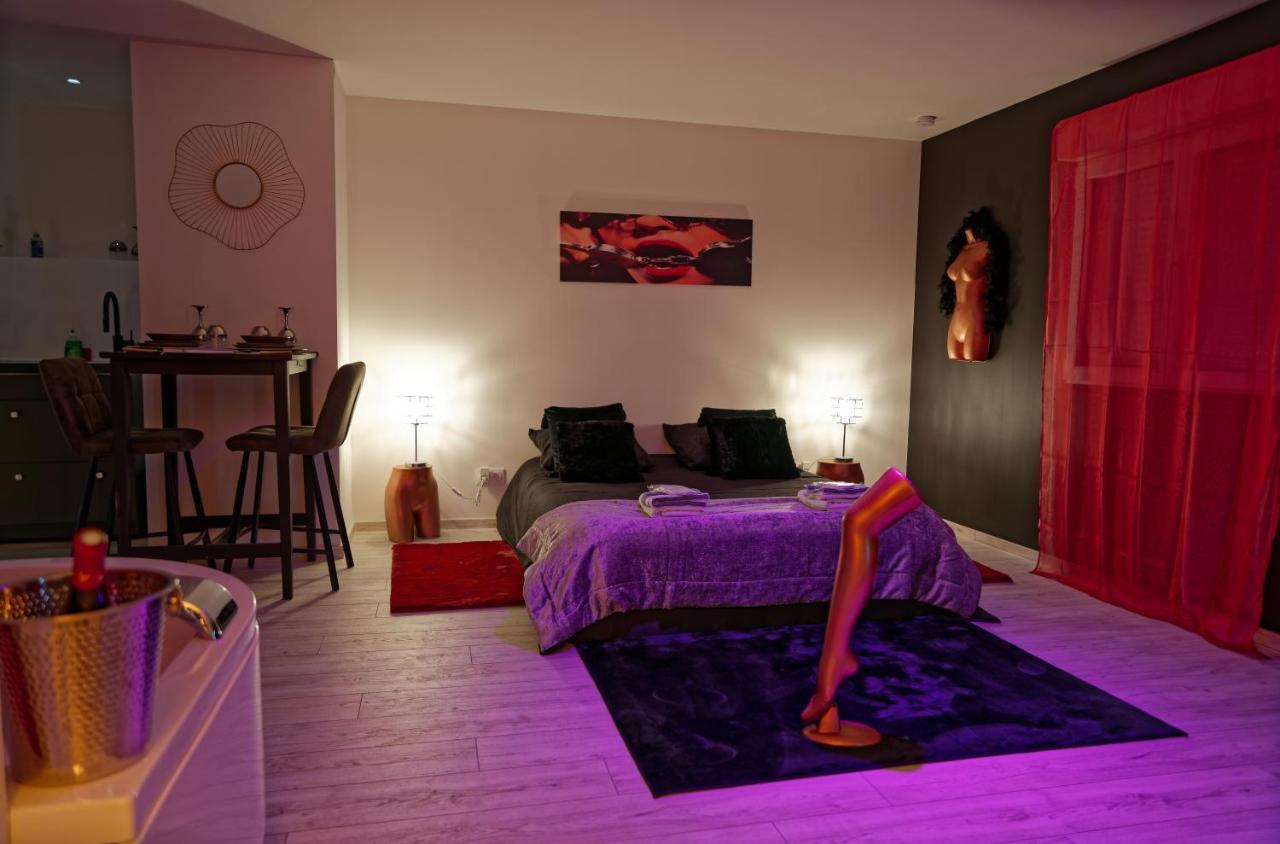 Suite Les Folies Douces & Spa By Nancyintimelounge Exteriér fotografie